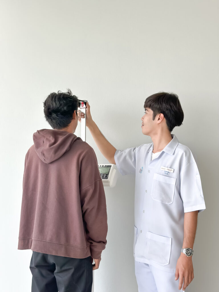 บริการตรวจสุขภาพนอกสถานที่ด้วยสิทธิประกันสังคม ชั่งน้ำหนัก/วัดส่วนสูง